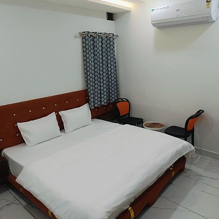 Hotel Shree Kedar Palace Ujjain Exterior foto